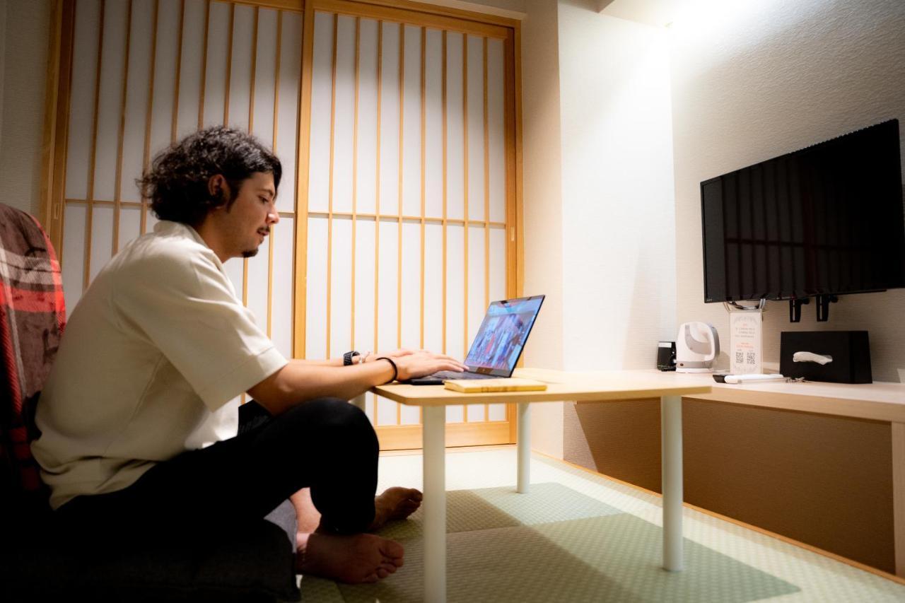 Hotel S-Presso Namba Osaka Buitenkant foto