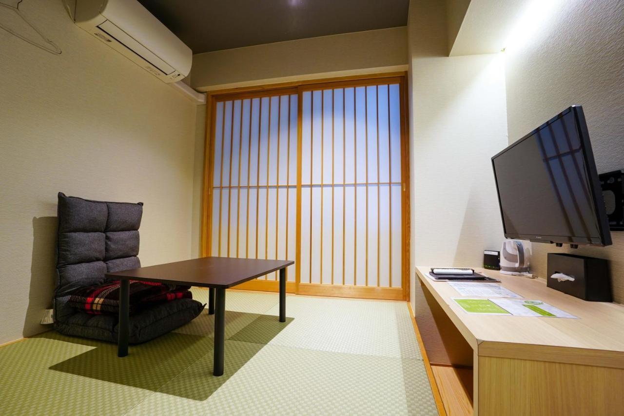 Hotel S-Presso Namba Osaka Buitenkant foto